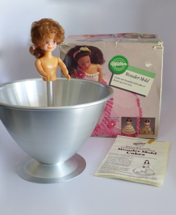 doll cake pan set