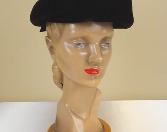 1960's Brown Pin-stripped Velveteen Beret