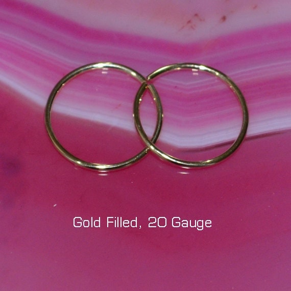 Small Nose Ring - Gold Nose Hoop 9mm - Tragus Earring - Cartilage Hoop - Forward Helix Earring - Septum Ring - Nose Piercing 20 gauge