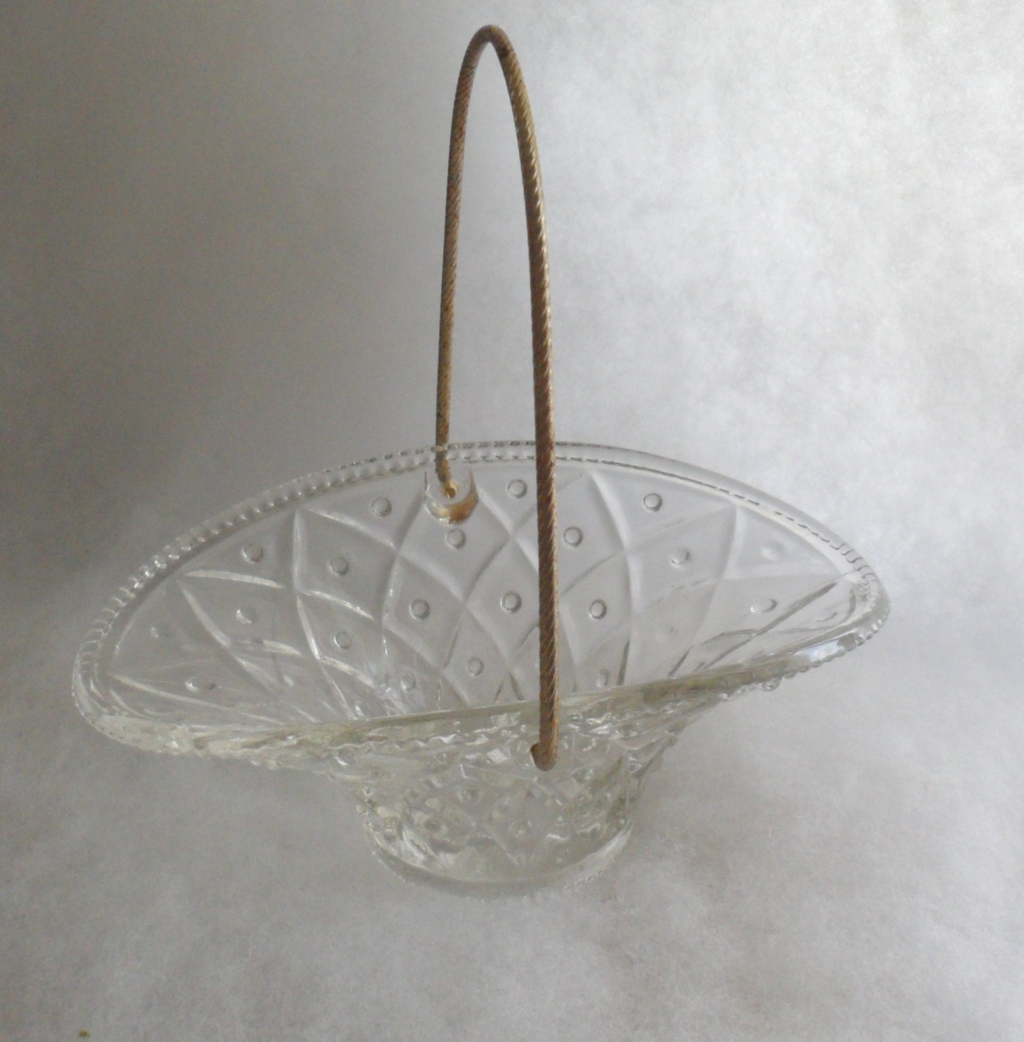 AVON COLLECTIBLE Glass Basket with Gold Metal Handle by BYGONERA