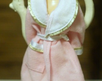 Vintage doll bath robe pink with gold , fits Barbie Momoko Blythe pullip