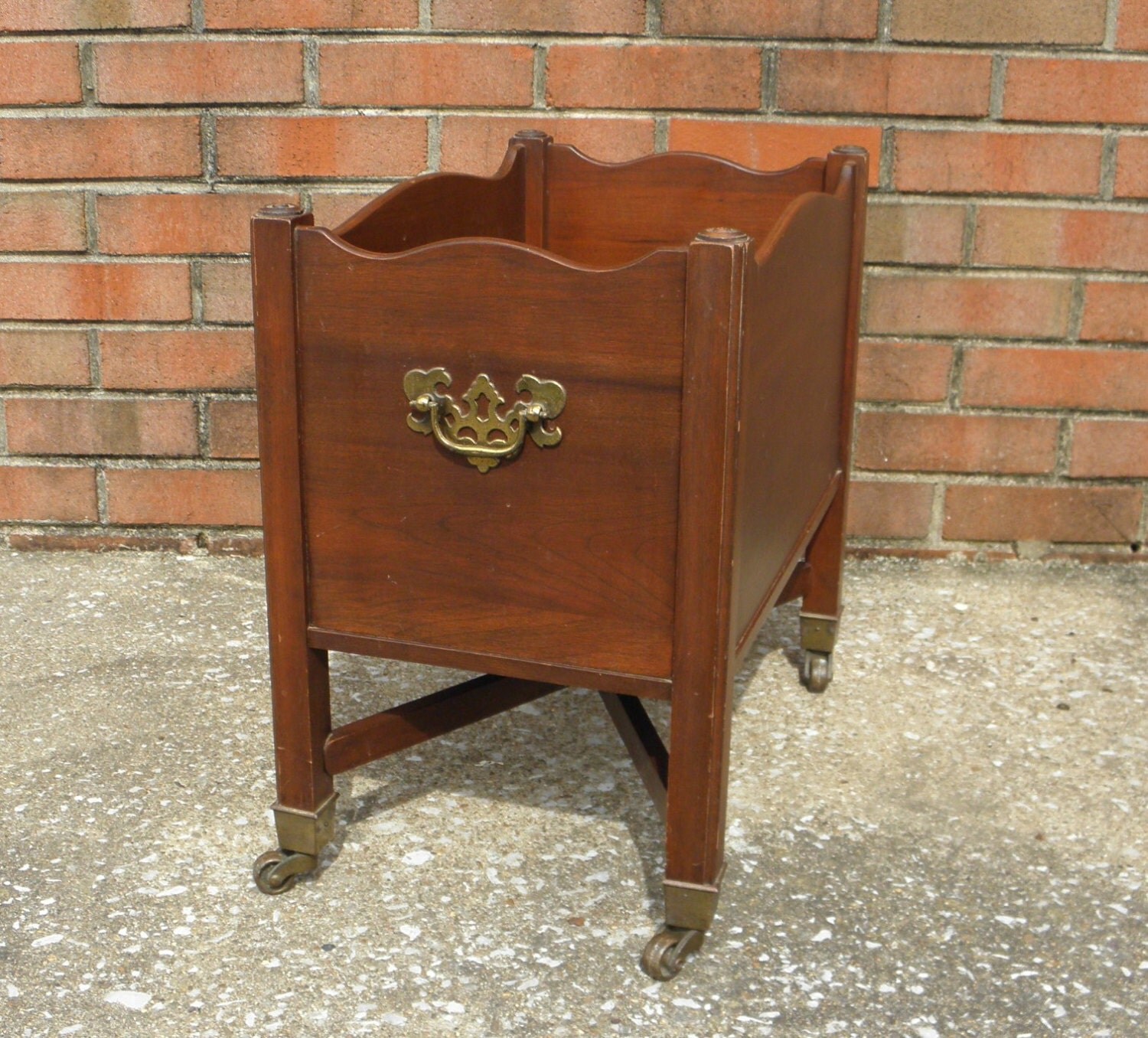 Vintage Magazine Rack Ethan Allen Court Canterbury