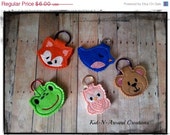 Christmas In July Sale Felt / Fabric Key ring key chain Il_170x135