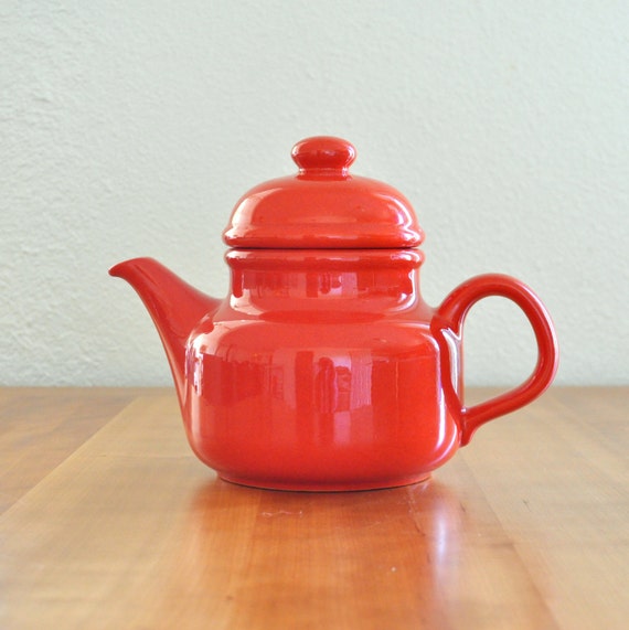 waechtersbach west germany red teapot
