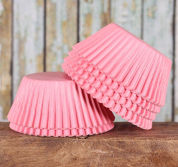 Light Pink Cupcake Liners Pastel Pink by thebakersconfections