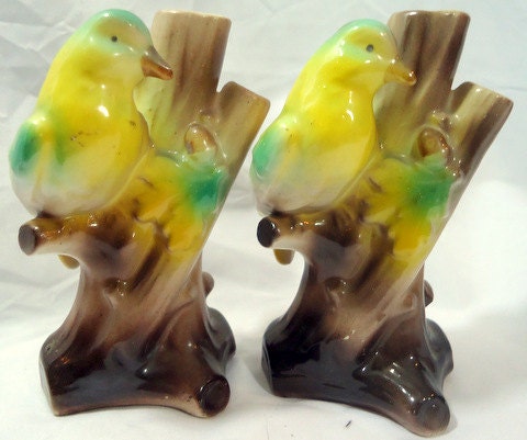 Vintage Set Of Two Czechoslovakia Bird Vases By Cherryberryvintage