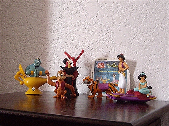 Aladdin Happy Meal/Fast Food Playset complete