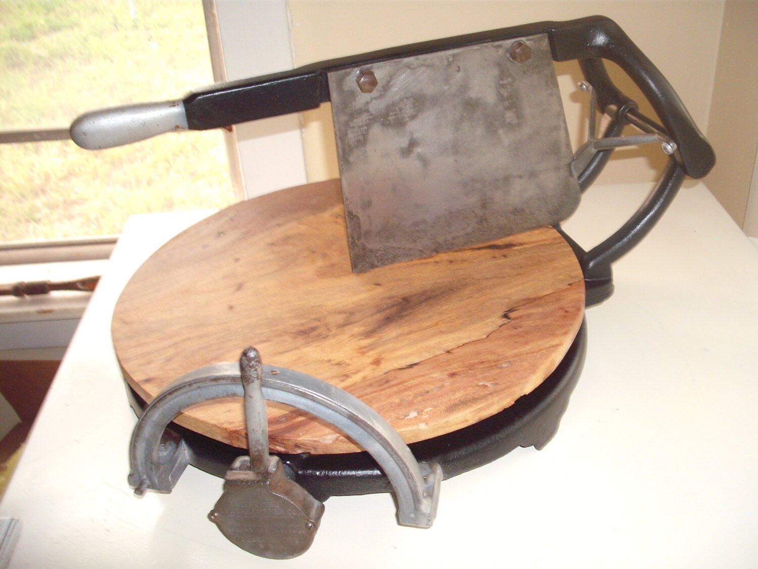 Antique Cheese Wheel Cutter