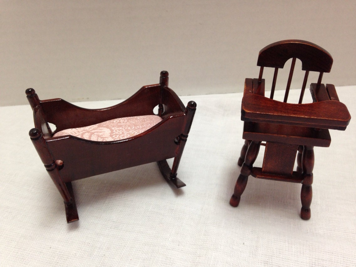 dollhouse highchair