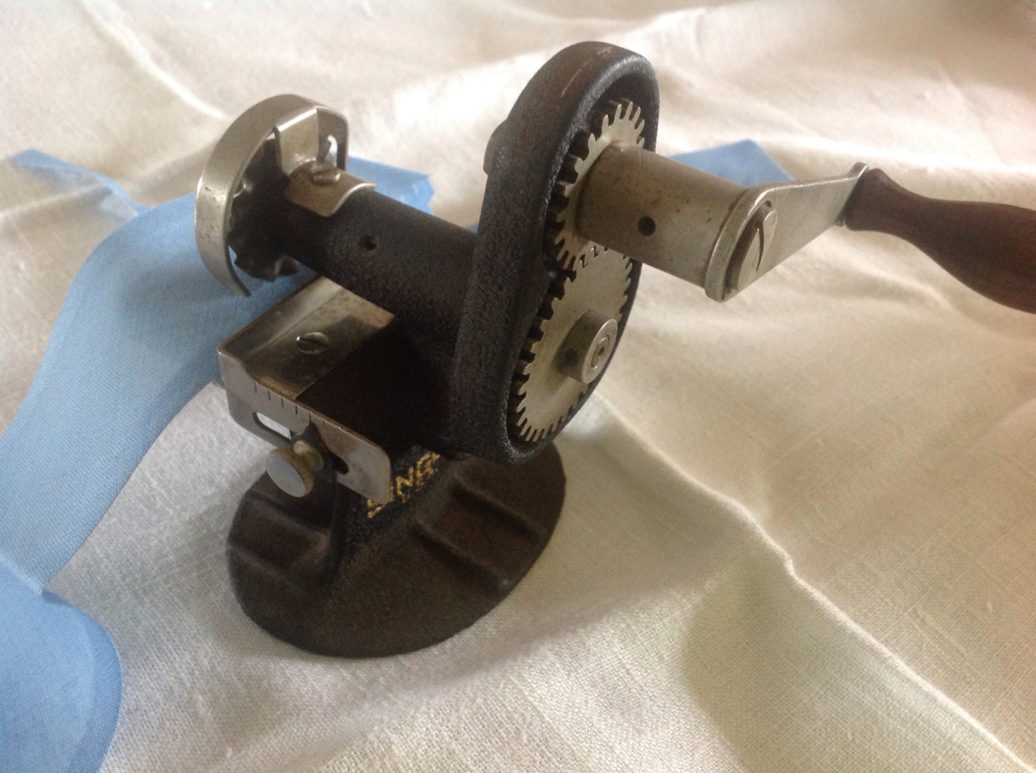Vintage Singer Crimper Pinking Machine Early 1900s
