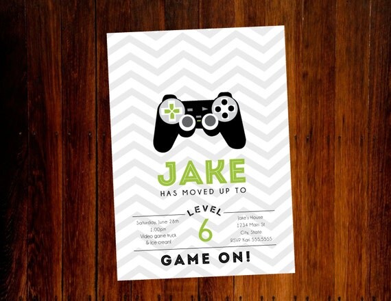 Video game birthday invitation - set of 15 Il_570xn