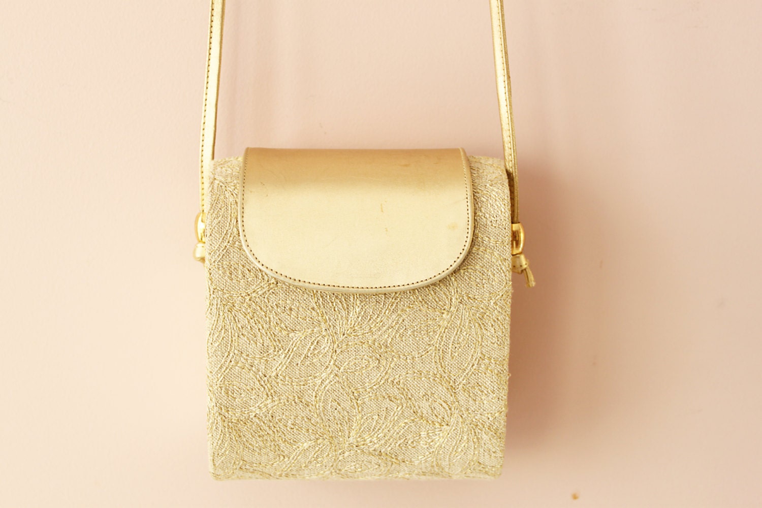 gold box purse