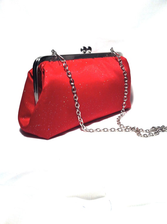 red handbag clutch