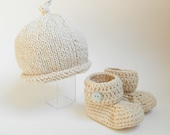 CUSTOM Newborn Hat Bootie Set Organic Baby Top Knot Roll Brim Knit Beanie Crochet Ankle Booties Crib Shoes Boy or Girl Choose Your Color