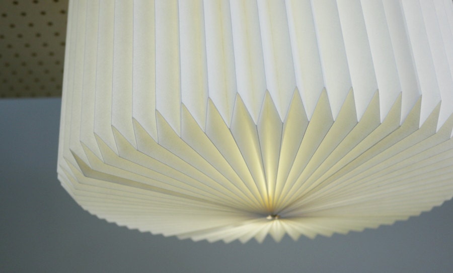 RAMEKIN Origami Paper Ceiling Lamp Shade White