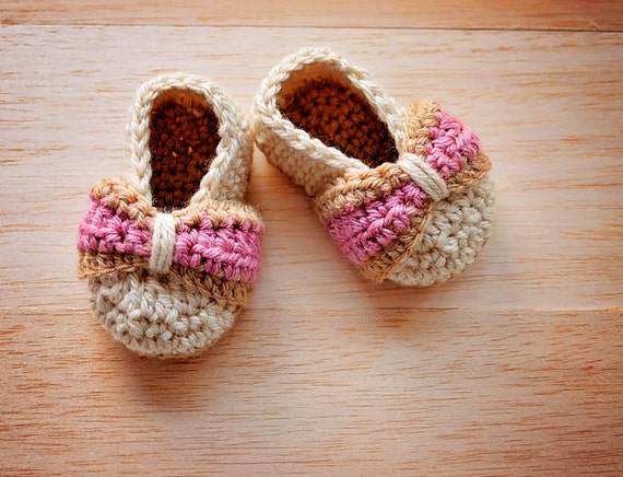 Baby Bow shoes Crochet Baby Shoe Pattern