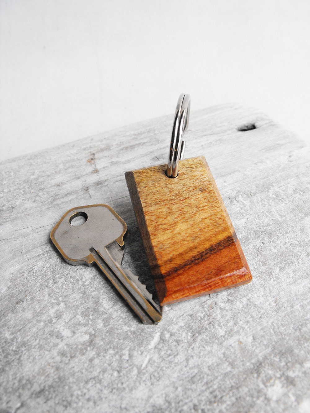 Exotic Wood Key Chain Hand Shaped Wooden Keychain with