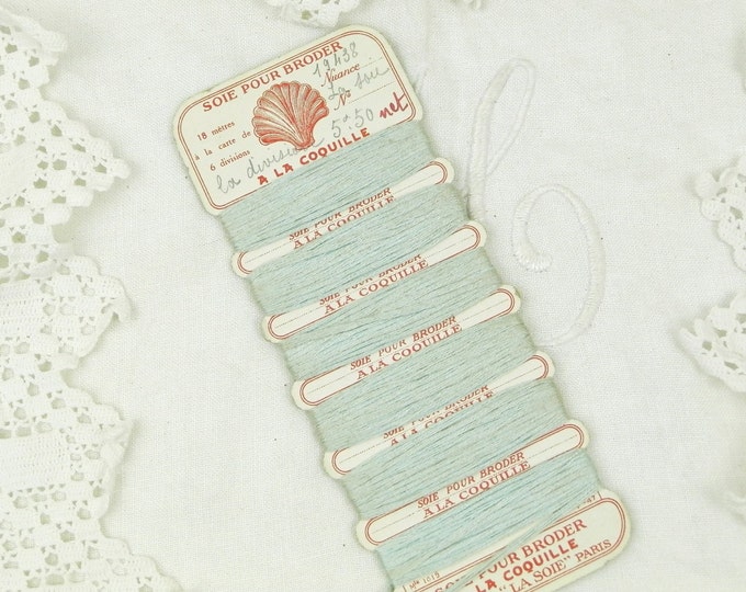 Antique French Card of Pale Sky Blue Colored Silk Thread / French Decor / Shabby Chic / Pale Blue / Parisian Decor / Craft Supplies / Sewing Antique French Card of Pale Sky Blue Colored Silk Thread / French Decor / Shabby Chic / Pale Blue / Parisian Decor / Craft Supplies / Sewing