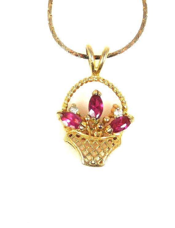 Vintage Pink Rhinestone Flowers In Basket Necklace Pendant Gold Electroplate