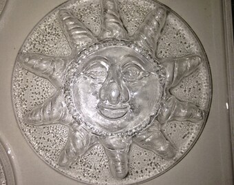 M169 - Chocolate Novelty Mold - Sun Face