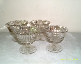 Mid Century Glass Sherbert Glasses with Stars, Set of Four Ice Cream Goblets, Ice Cream Stemware, Dessert Goblets, Dessert Glasses