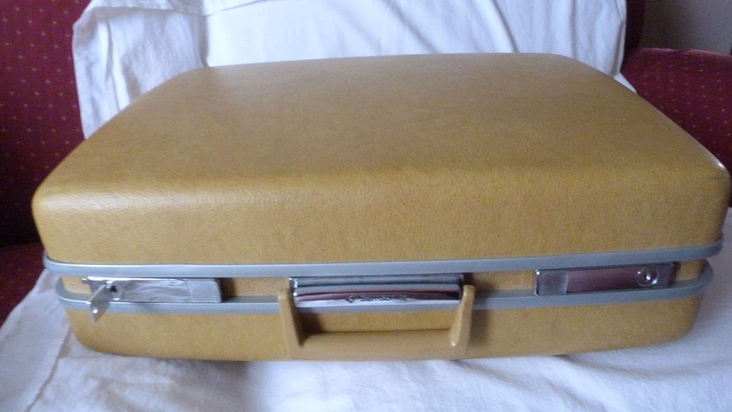 Vintage Samsonite Royal Traveller Medalist Luggage by ThingsofOld