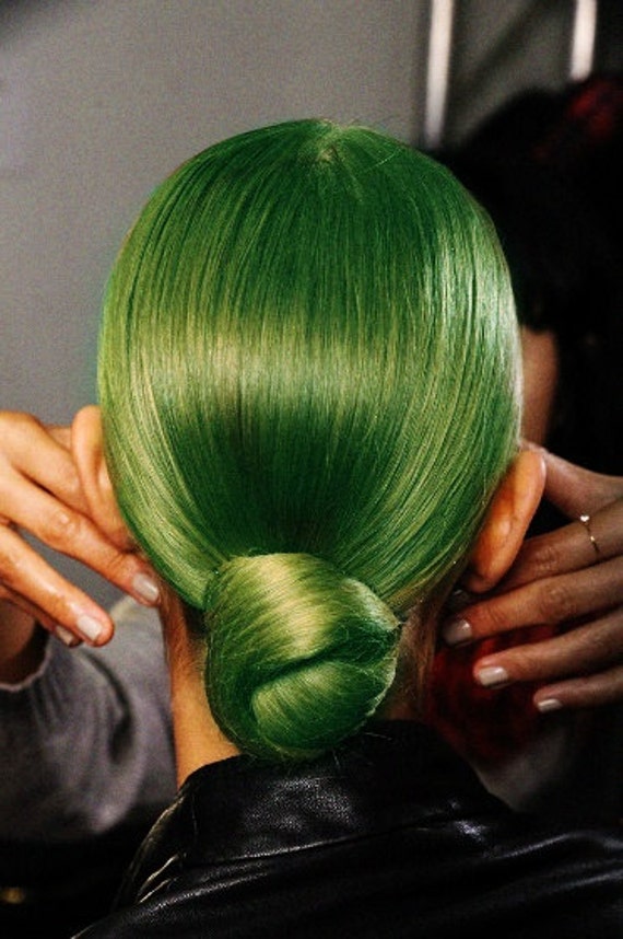 Emerald Green Hair Chalk - Hair Chalking Pastels - Temporary Hair Color ...