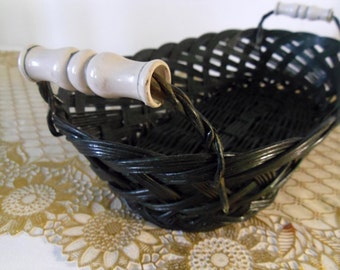 French wicker basket Dark green with white ceramic handles