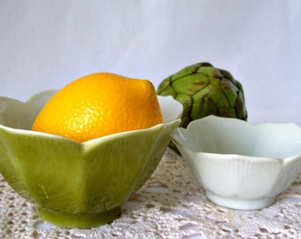 Clearance - Lotus Rice Bowls - Set of Two made in Japan Porcelain Nesting Tulip Bowls