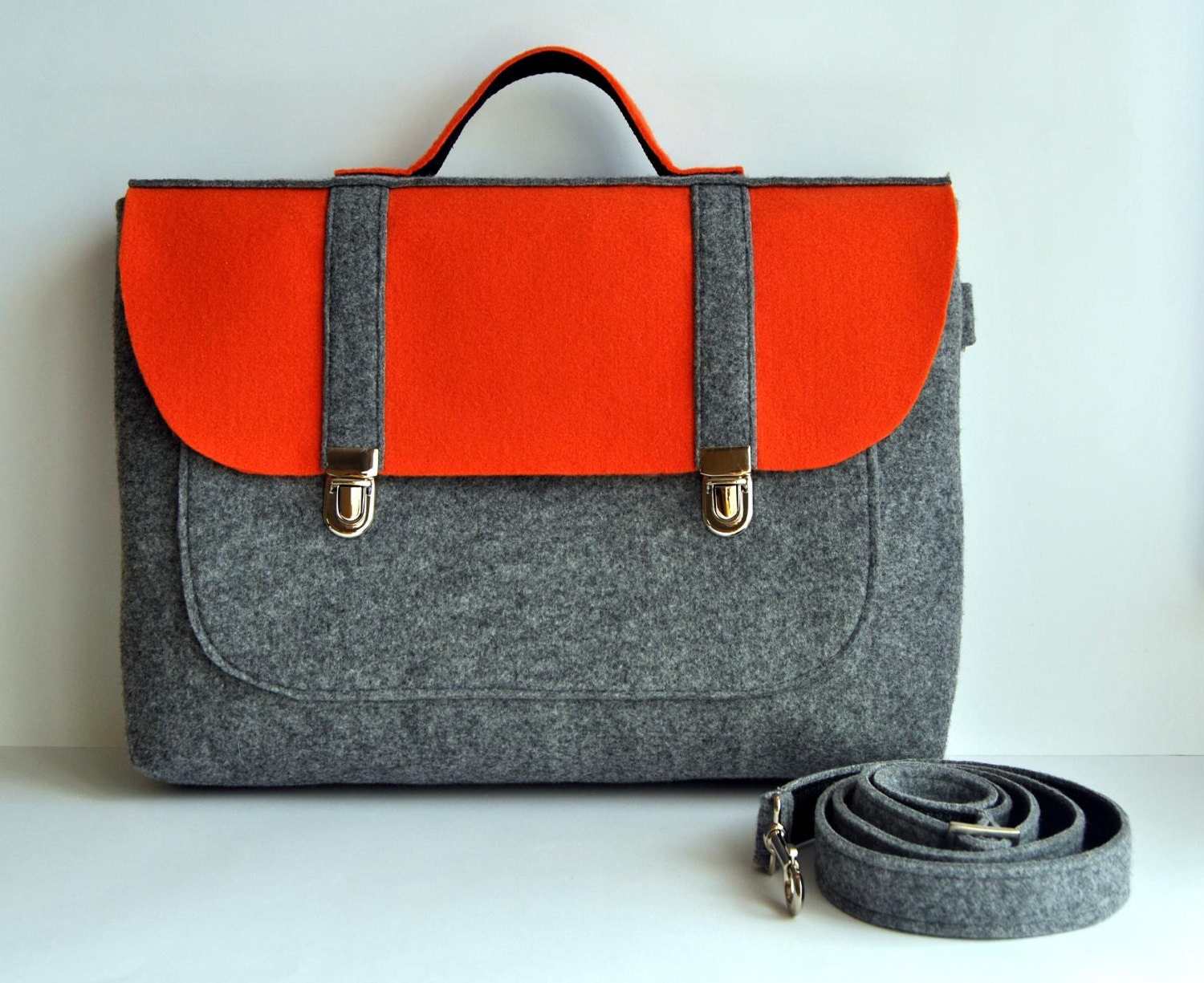 SALE 10% off 16 inch laptop bag with a pocket gray by kmBaggies