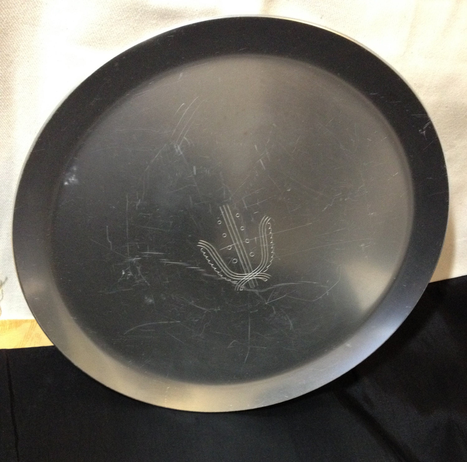 Kensington Aluminum Round Serving Tray 12 by ParkVintageVillage