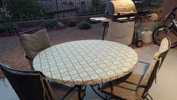 table round 54 inch with Round white celadon off in an outdoor tablecloth fitted