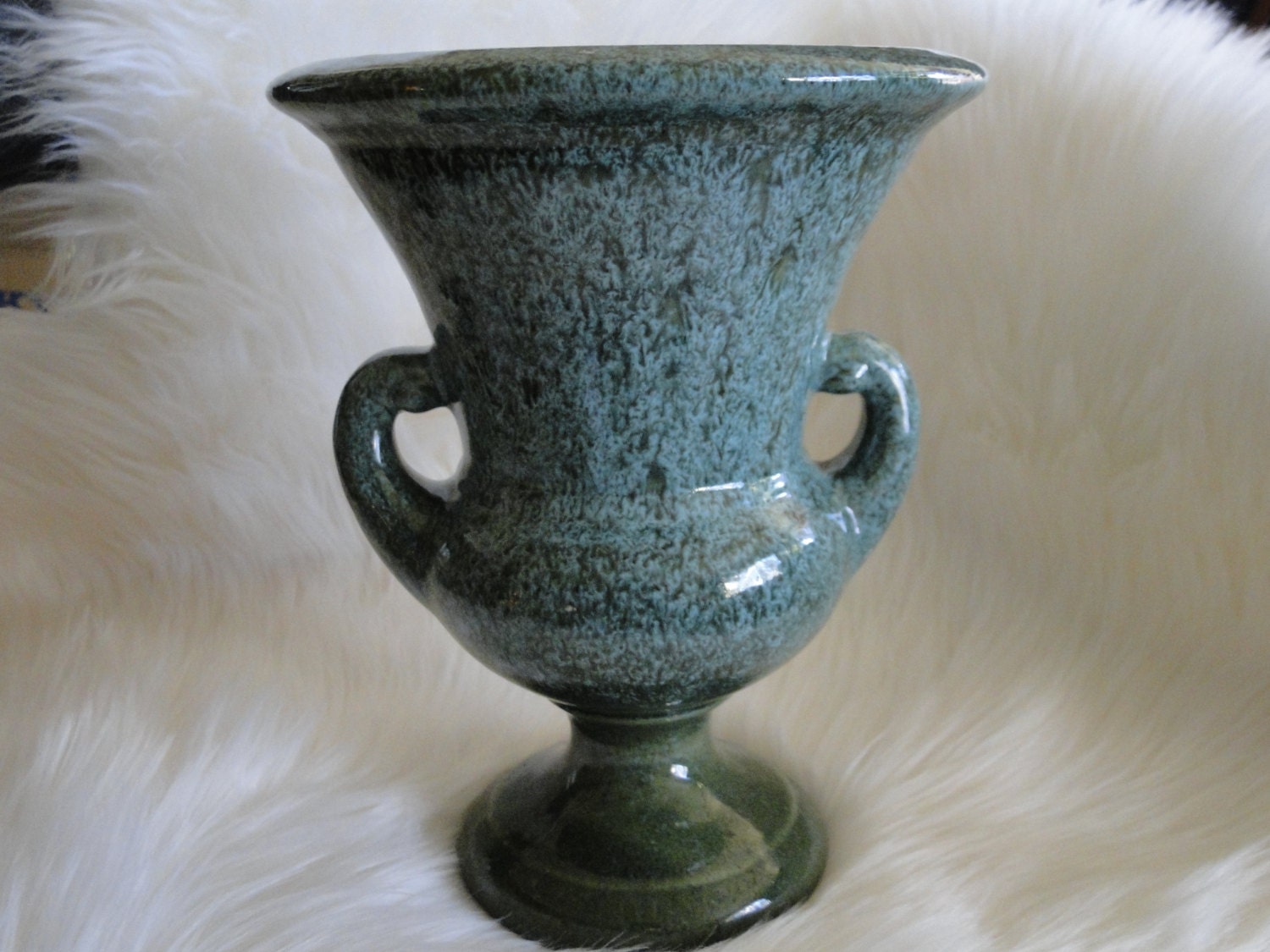 Vintage Haeger Art Pottery Tall Pedestal Urn Vase In Green