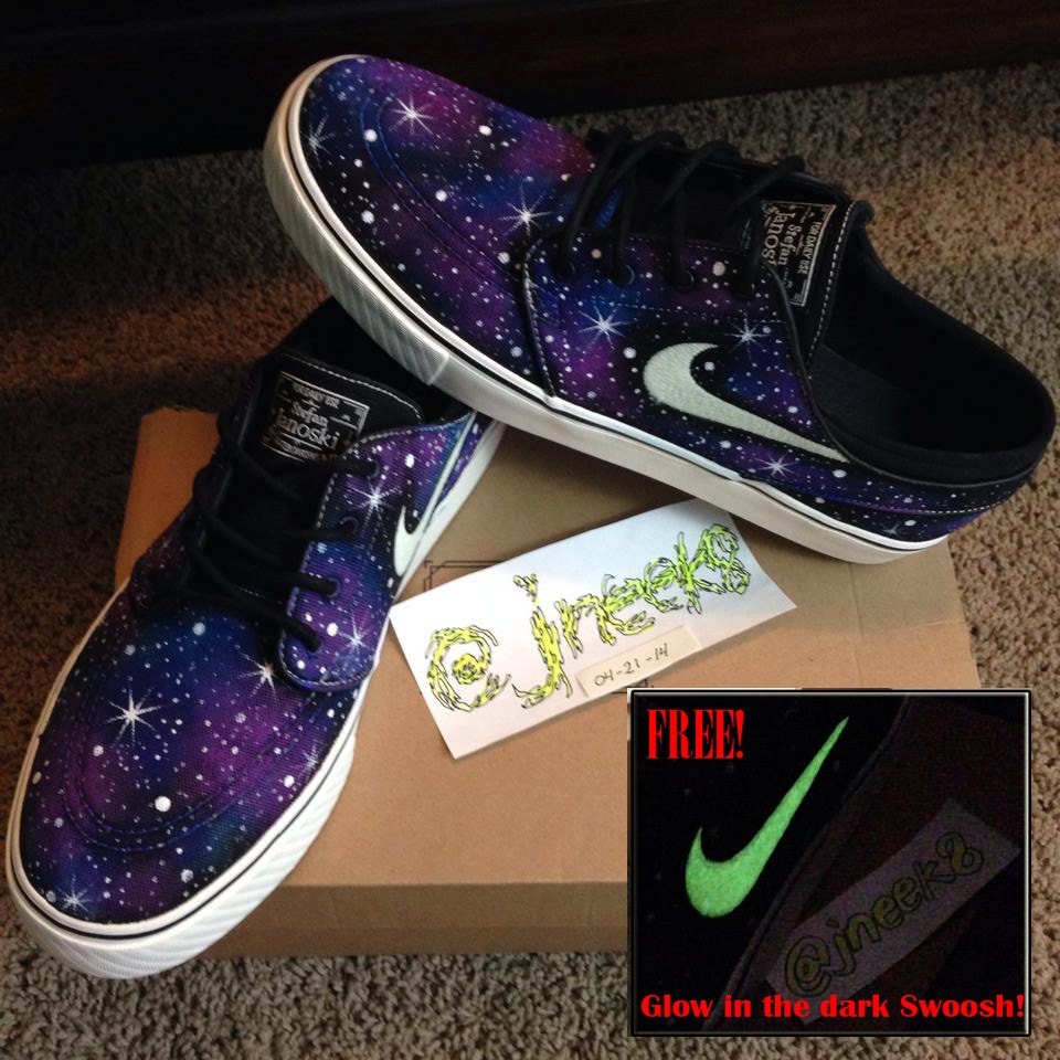 nike janoski galaxy