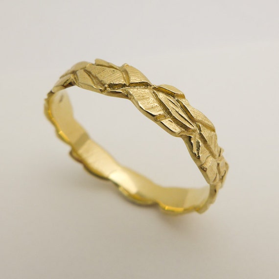 14 karat solid gold wedding ring, Handmade wedding ring, Wedding bands ...