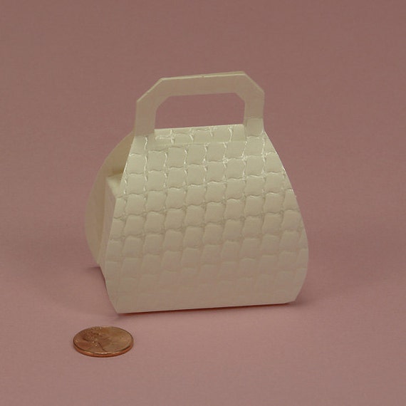10 Off white purse favor box with handle/cinderella/sleeping