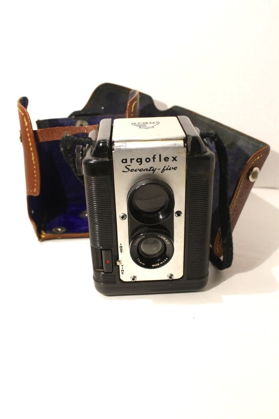 Argus Argoflex SeventyFive 75 TLR Art Deco by RevolutionExchange