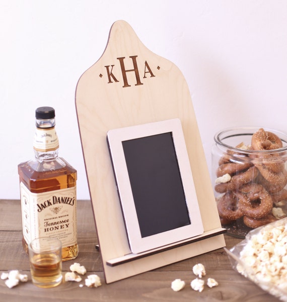 Personalized Wood Cutting Board iPad Stand Kindle, Nook, Tablet Holder Country Kitchen Wedding Gift (Item MHD20095)