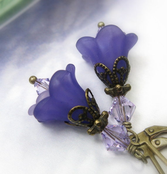 Purple Flower Earrings, Vintage Style Jewelry, Lucite Flower Earrings, Flower Earrings, Violet, Floral Jewelry, Gifts Under 25, For Her