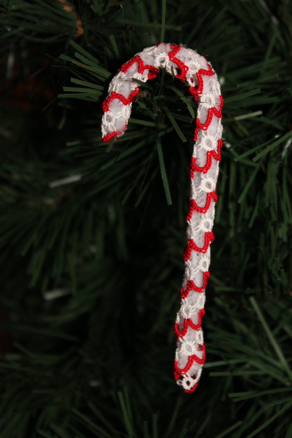 Tatted 3-D CANDY CANE Tatting - - approximately 4" in height --> a 3-dimensional Candy Cane. Can order Custom coloring too!!