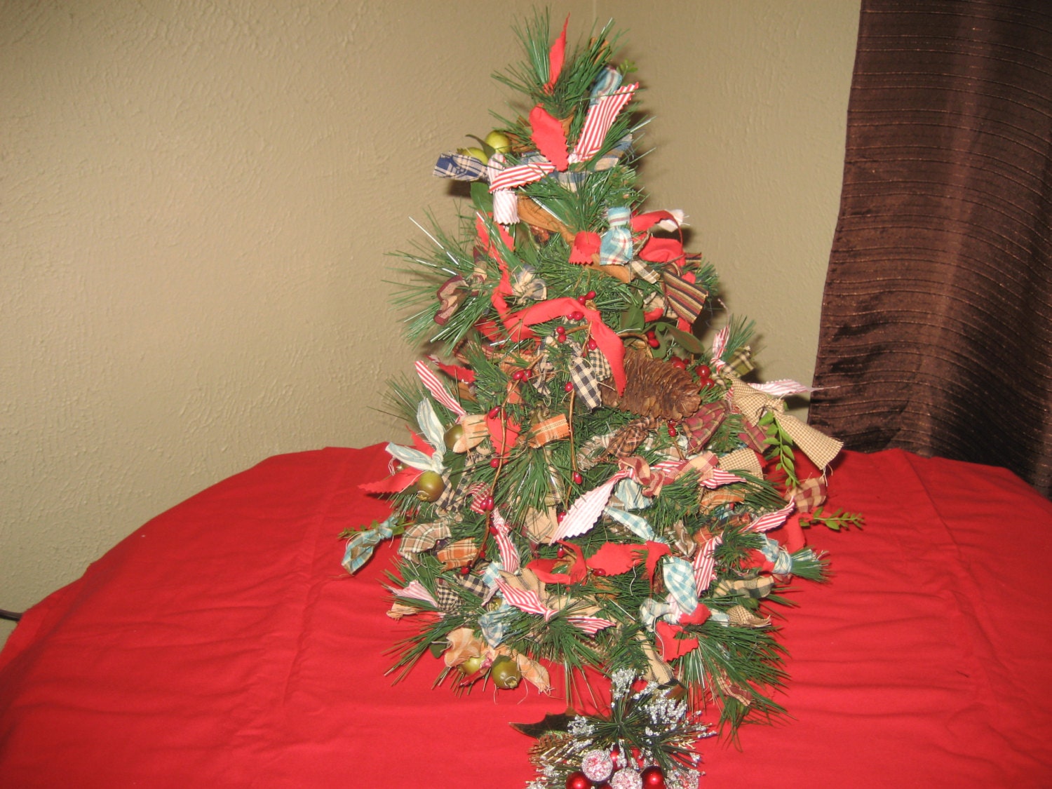 primitive christmas tree rag christmas tree decorated primitive christmas tree rag christmas tree decorated