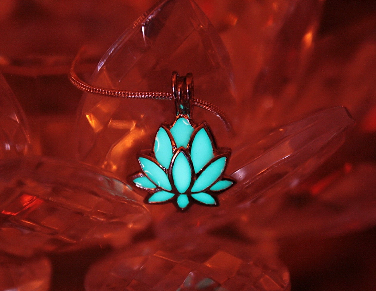 LOTUS Flower Pendant GLOW in the DARK Locket