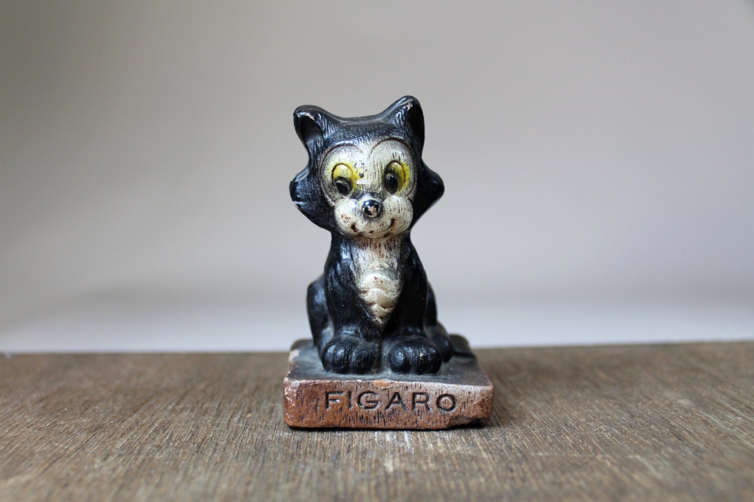 figaro cat figurine