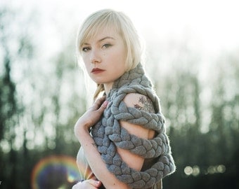Braided Shrug in Grey