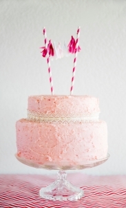 Mini Tassel Cake Topper in Pink