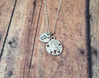 Sand dollar initial necklace - beach necklace, seashell necklace, sand dollar jewelry, ocean jewelry, silver sand dollar necklace