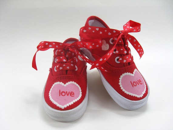 Valentine's Day Shoes Red Canvas Sneakers With Hand