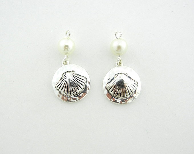 Pair of Round Seashell with Faux Pearl Charms