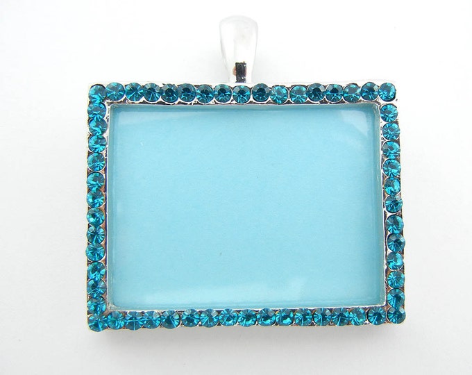 Turquoise Blue Rhinestone Frame Pendant Magnetic Clasp