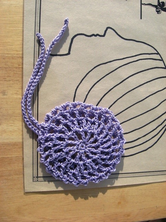 Hair Bun Cover Lilac Purple Crocheted Hair Net in Vintage Pattern